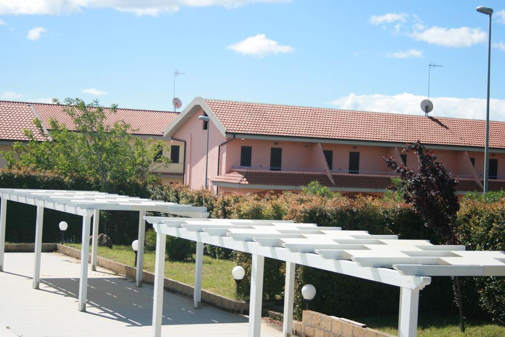 Aparthotel Baia Dei Canonici Villaggio Le Rocelle Exteriér fotografie