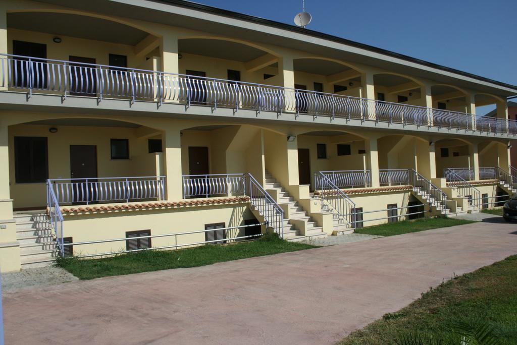 Aparthotel Baia Dei Canonici Villaggio Le Rocelle Pokoj fotografie