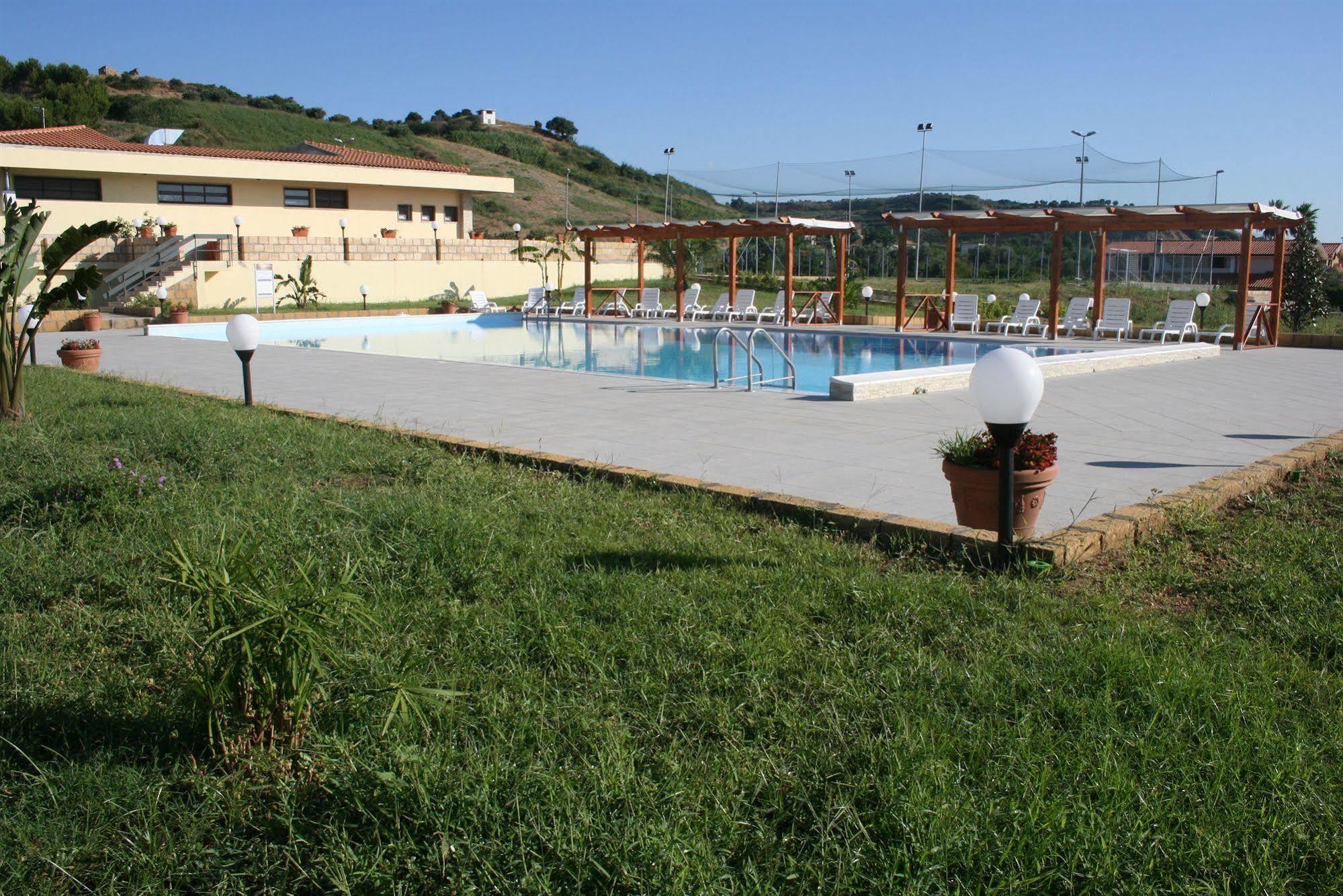 Aparthotel Baia Dei Canonici Villaggio Le Rocelle Exteriér fotografie